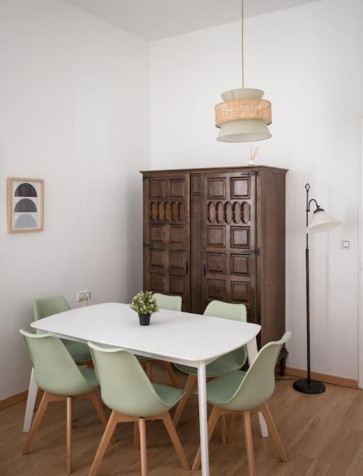 Apartment Mosaic Giralda Севиля Екстериор снимка