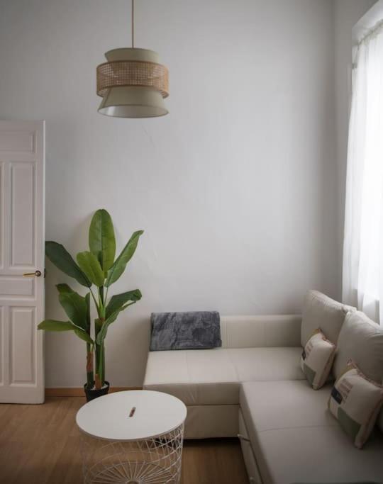 Apartment Mosaic Giralda Севиля Екстериор снимка